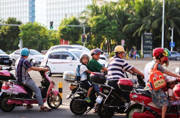 單月產(chǎn)量增長48.4%，電動車憑什么這么火？