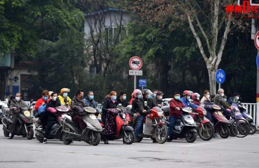 河北解讀電動自行車新規(guī)：允許搭載1人，且不限制年齡
